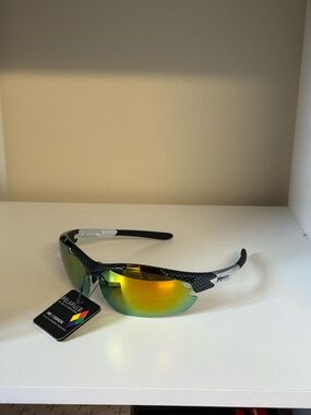 X-Style Men’s Sports Sunglasses - Green Mirror Lens